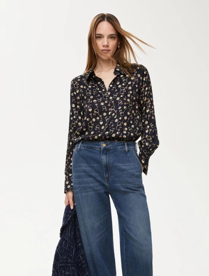 7116105102001-a-teresa_normal i BLUES Printed shirt Navy - Image 1