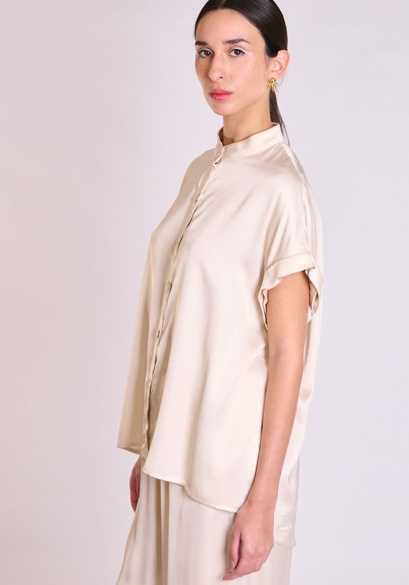 7aWbzwzA COLLECTIVA NOIR Clover shirt Vanilla - Image 1