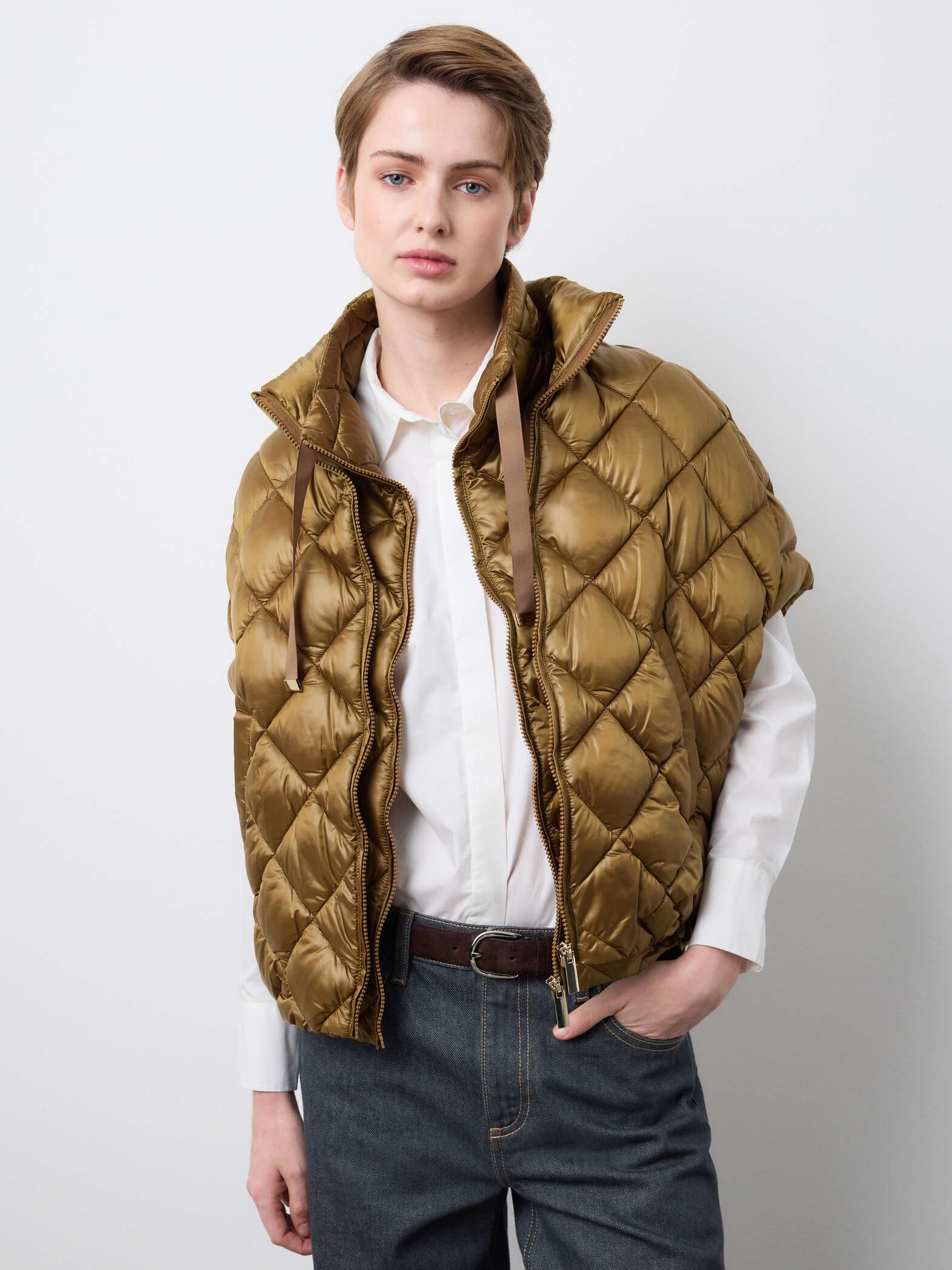 003569491_SF STEFANEL ultra-light regular fit jacket with zip Light brown - Image 1