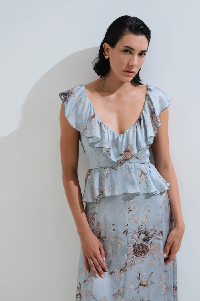 CHICARD Long dress with tie back Soft blue - Image 5