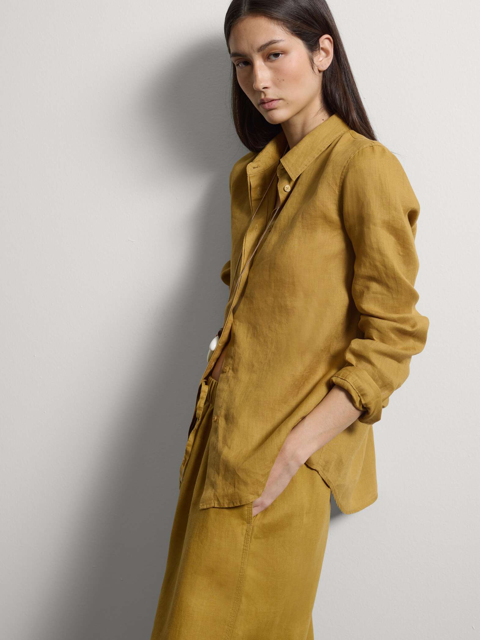 003570341_SD1 STEFANEL Regular fit pure linen long-sleeved shirt Yellow - Image 1