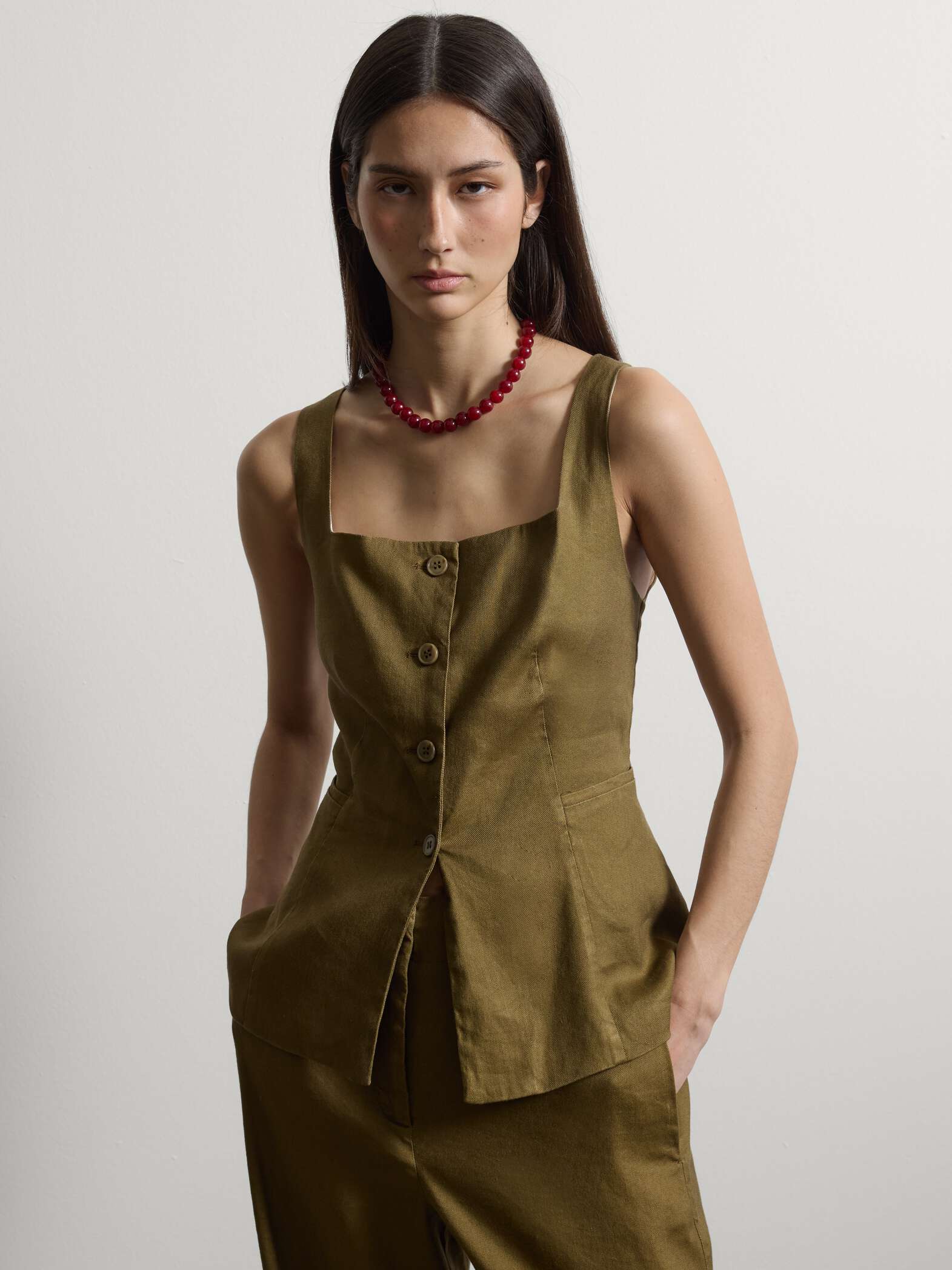 003570886_SF STEFANEL Regular-fit stretch linen and viscose blend vest Olive - Image 1