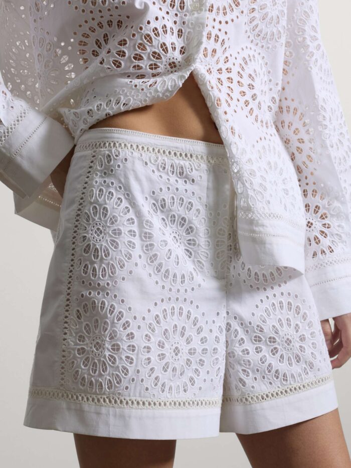 STEFANEL Shorts in pure Sangallo cotton White - Image 2