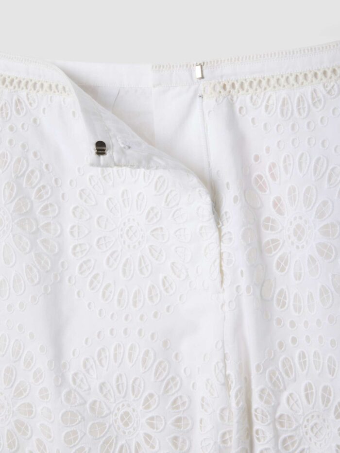 STEFANEL Shorts in pure Sangallo cotton White - Image 6