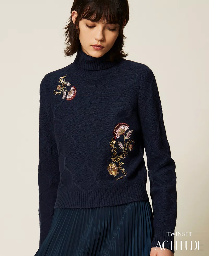 262AP3190_13182_PA ACTITUDE Turtleneck wool jumper with floral embroidery Blue Paint - Image 1