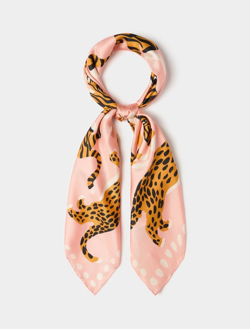 7546016102001-a-iblpalo_normal i BLUES Silk scarf Pastel rose - Image 1