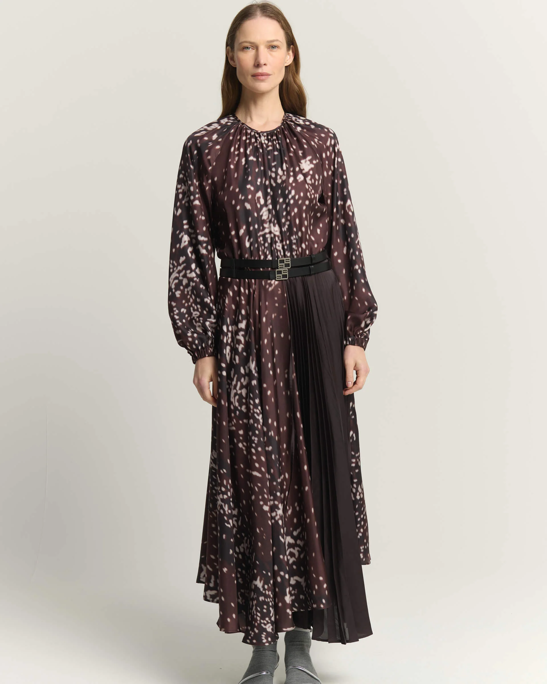 SEK3BW34VZMBVXR2UMI3FUI6O3E BEATRICE Printed silk midi dress with preats - Image 1