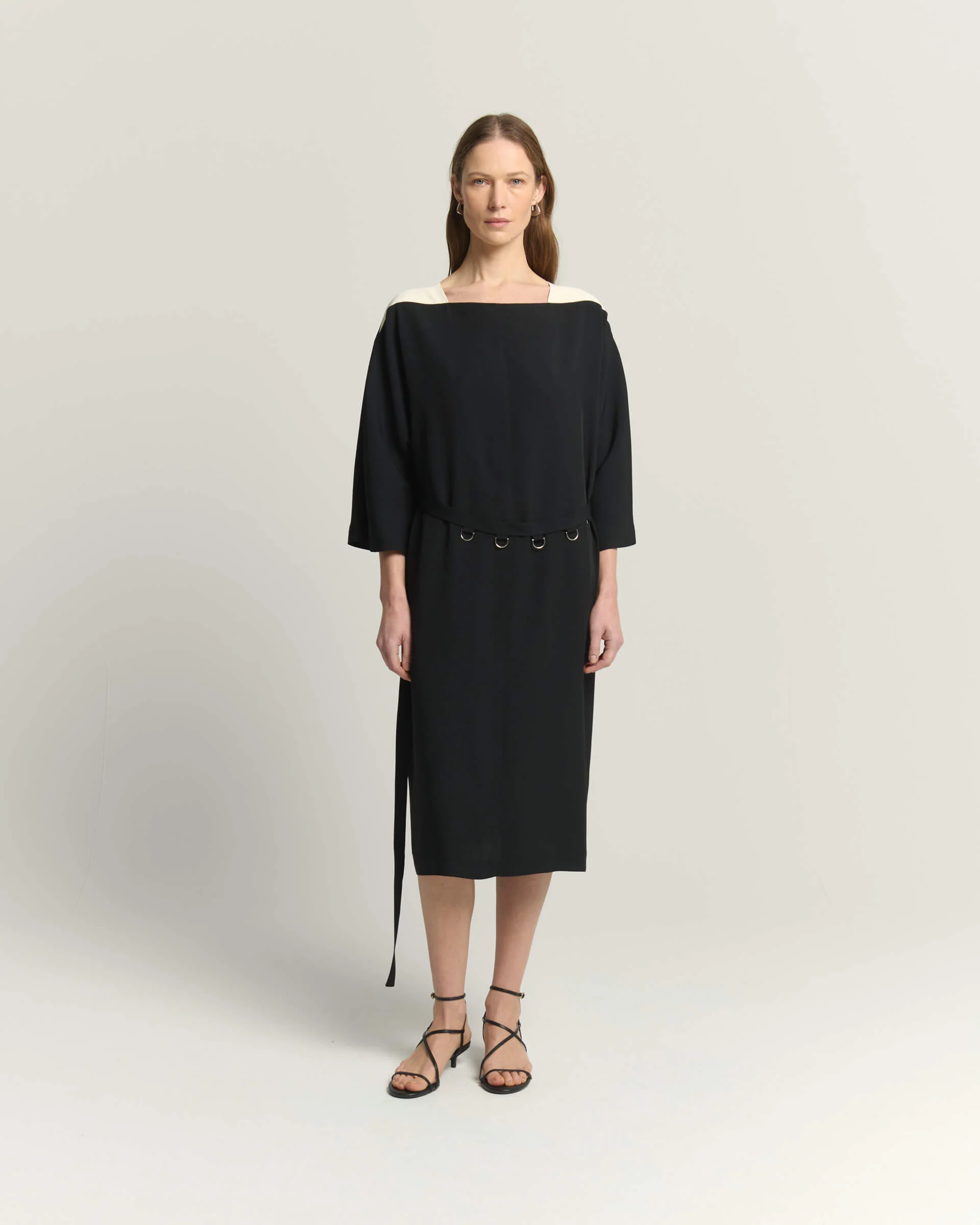 SVX5GUIM5JC7SF32CE4DKLRHCPQ BEATRICE Straight dress with contrast details Black - Image 1