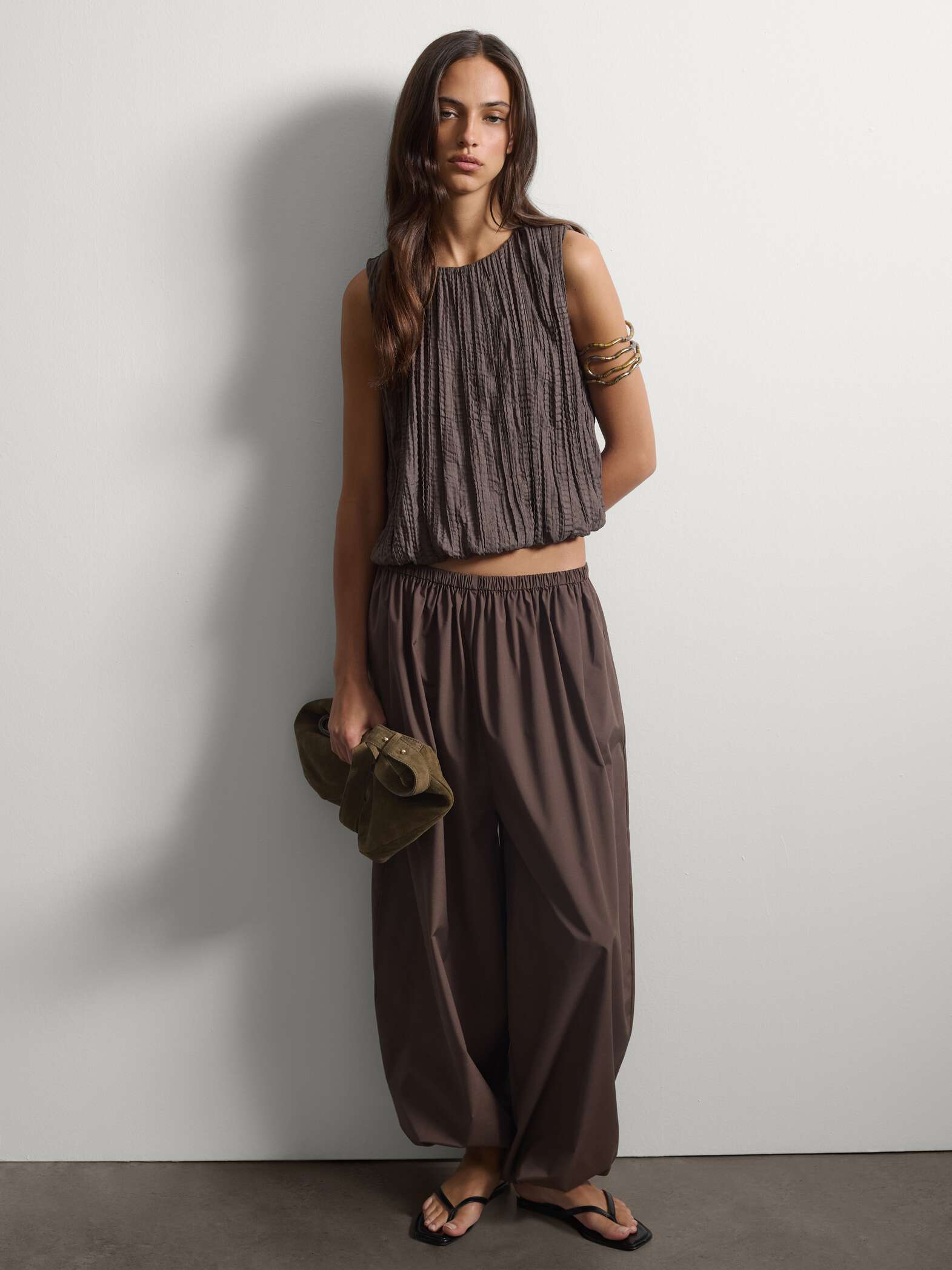 003571436_SL STEFANEL Oversized trousers with elasticated cuffs Brown - Image 1
