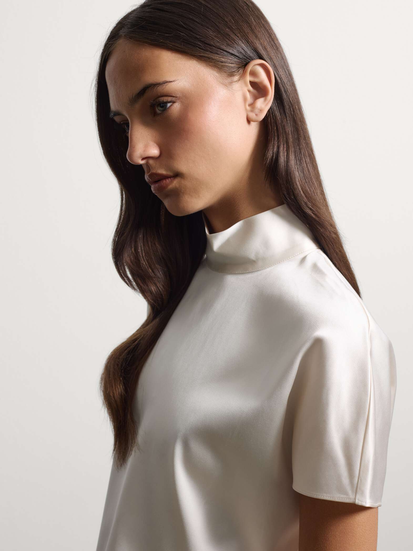 003571737_SD1 STEFANEL Hort-sleeved viscose-blend blouse with high neck White - Image 1