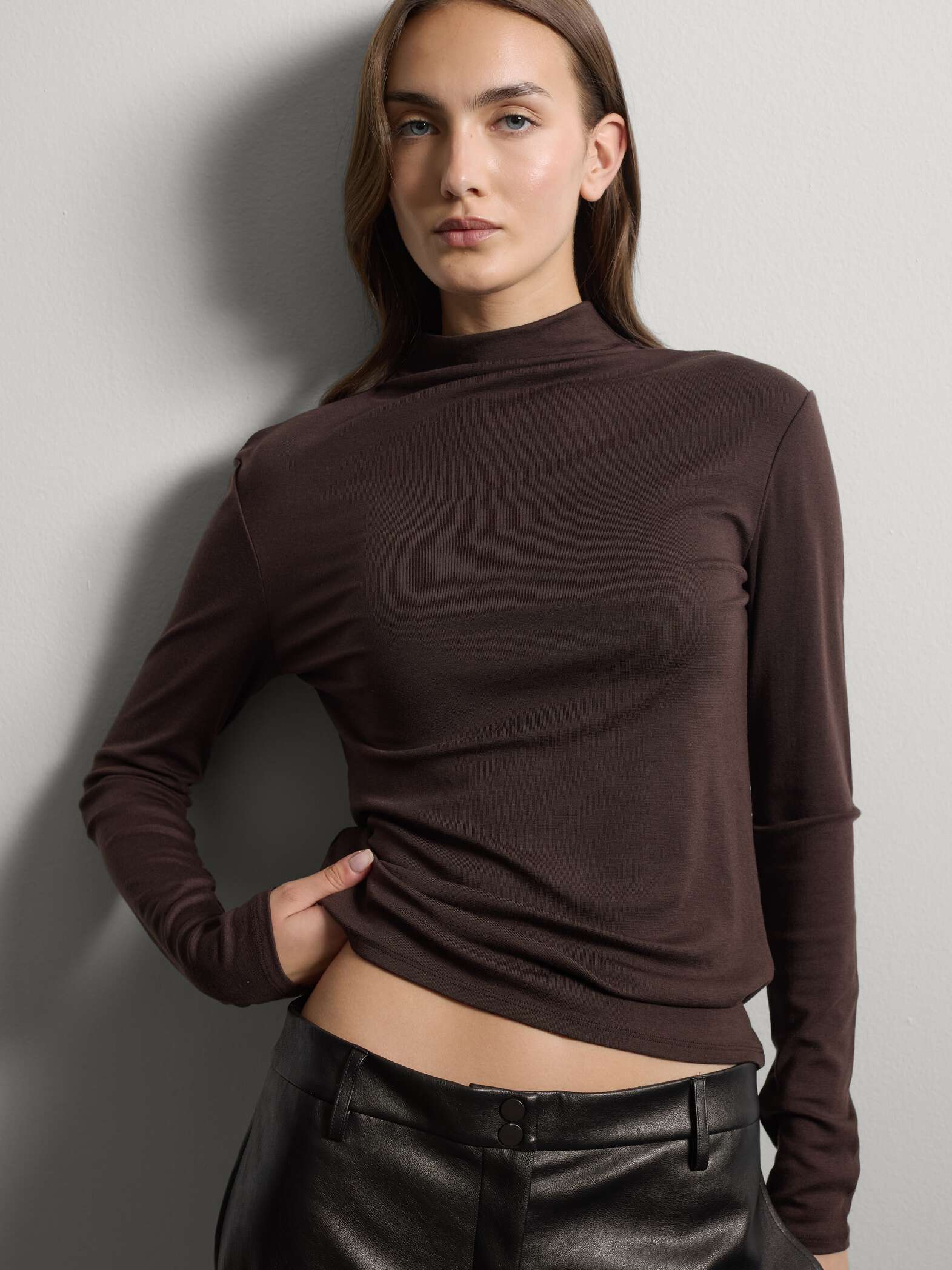 003572488_SD1 STEFANEL Lyocell and stretch wool T-shirt with mock neck Brown - Image 1