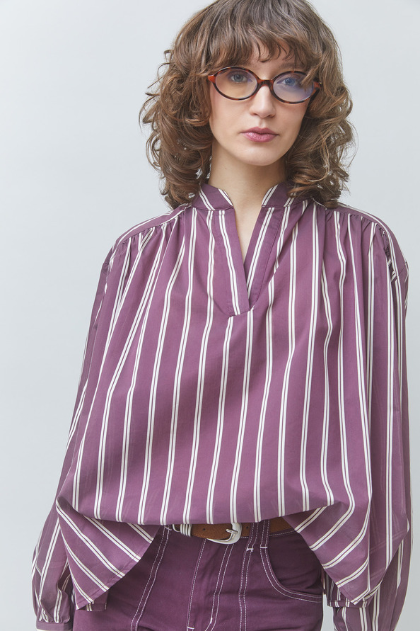 00W006059B SUNCOO LORENS Oversized striped blouse Plum - Image 1