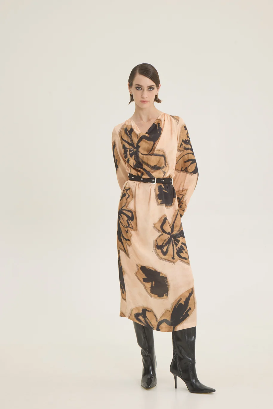 ChicardFW26-27214191 CHICARD Beige and black printed draped dress - Image 1