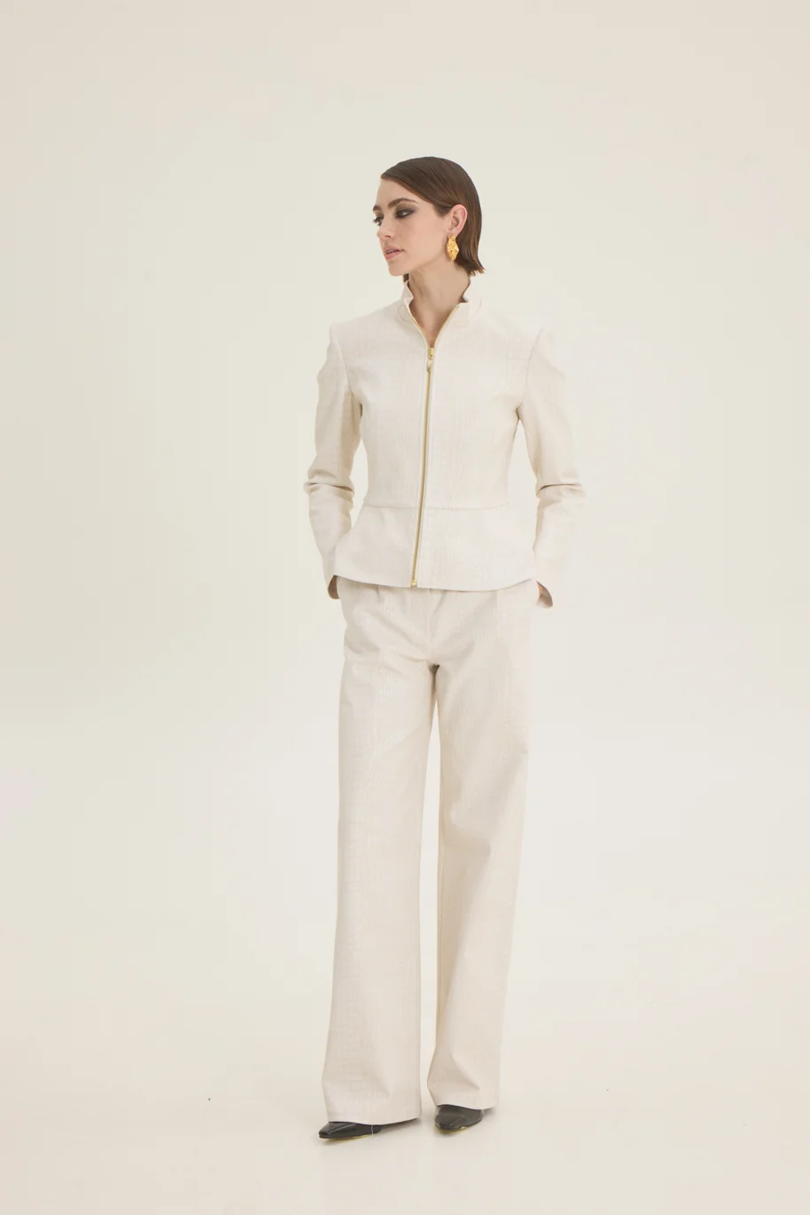 ChicardFW26-27214713 (1) CHICARD Croco-effect trousers Ecru - Image 1