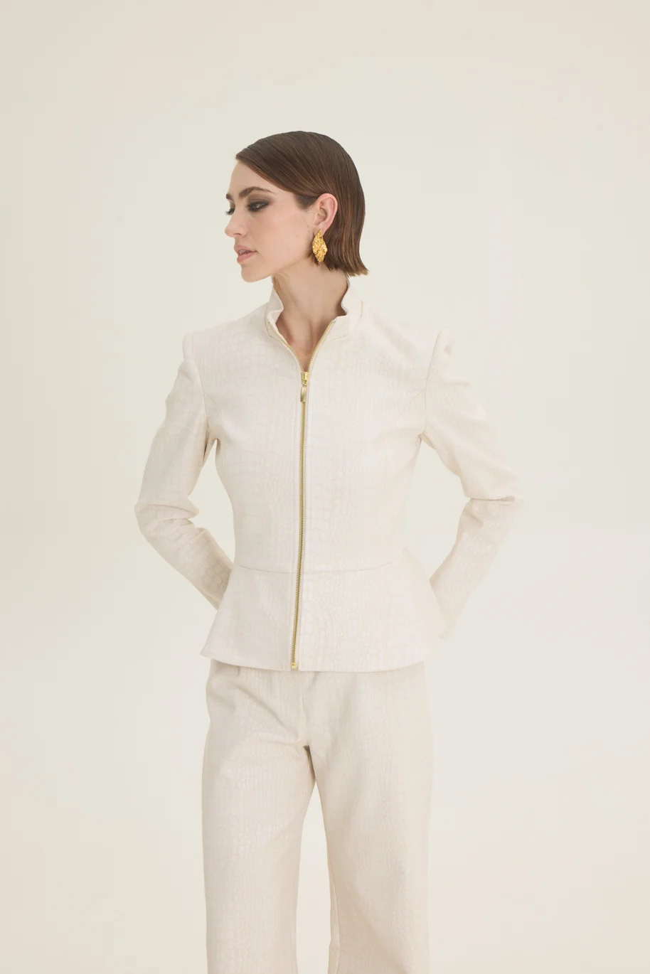 ChicardFW26-27214723 (1) CHICARD Crocodile-effect jacket with zipper Ecru - Image 1