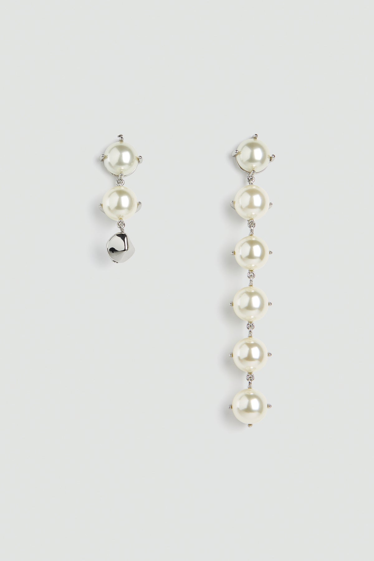 W6AA6WJ51A05Z1-A_6ac4383e-4282-46a8-9c1a-fc6254b6b77e LIVIANA CONTI Earrings Talitha - Image 1