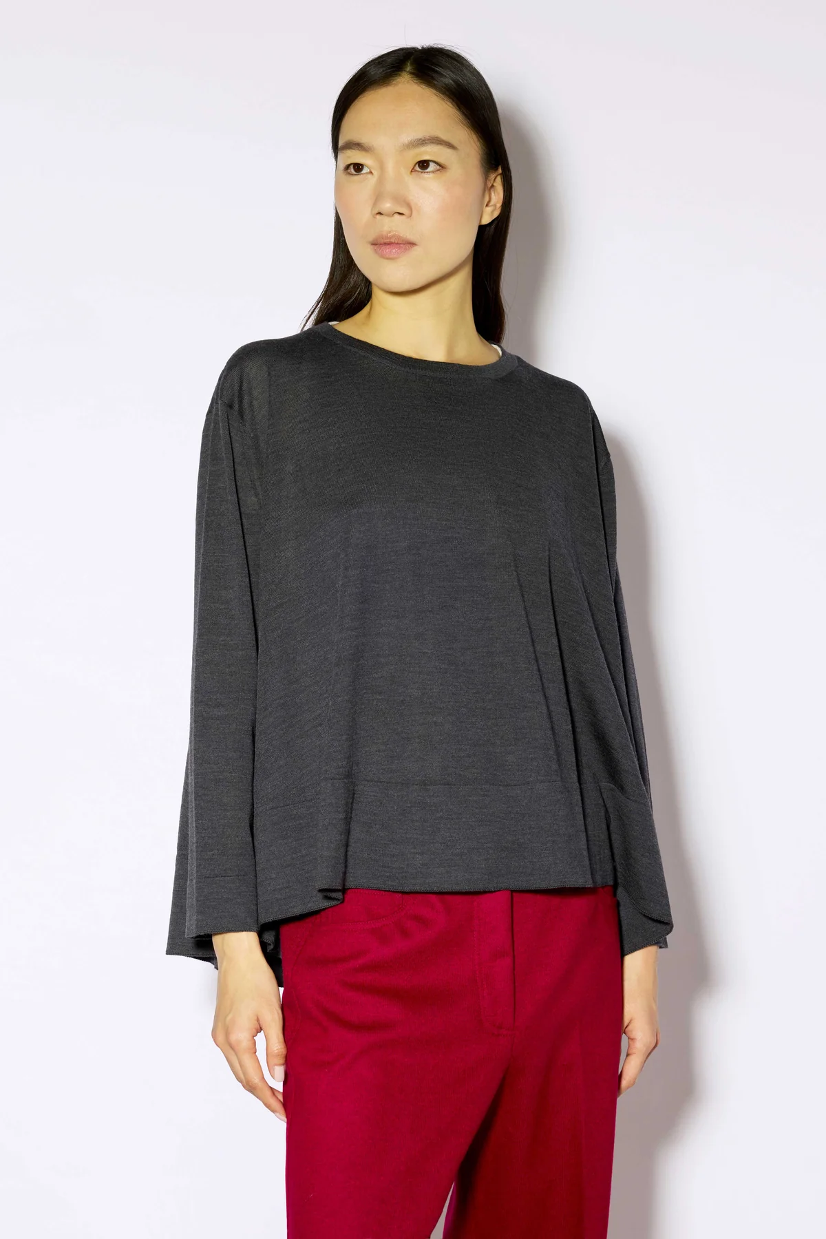 W6FF6WA06Y49-0-B-MAGLIA-NESTI_d190e879-5c86-4bcf-af0d-8ca58631e1ad LIVIANA CONTI Nesti sweater Grey - Image 1